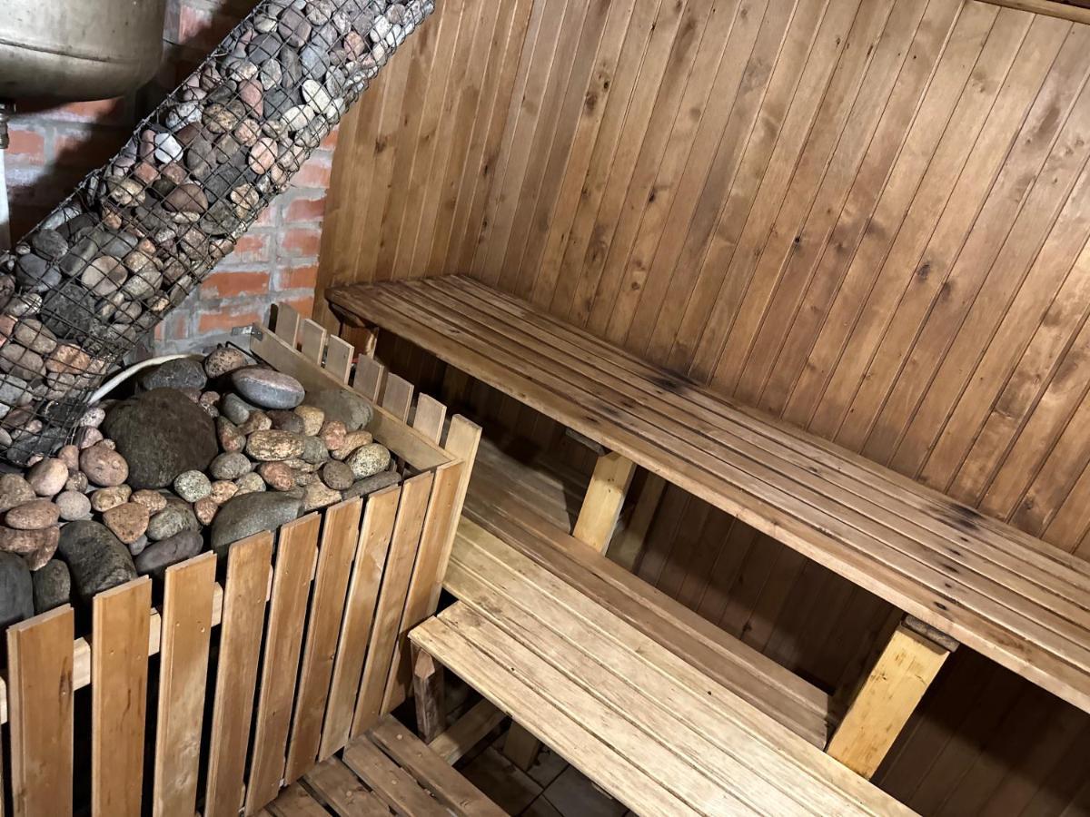 Apartamentai Su Pirtimi クライペダ エクステリア 写真